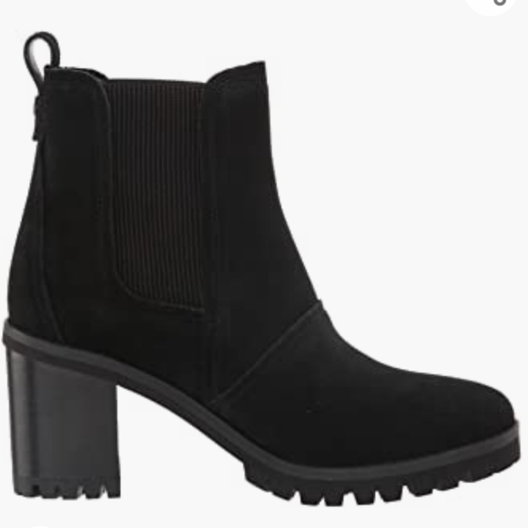UGG Women's Hazel Ankle Boot - Picture 1 of 10